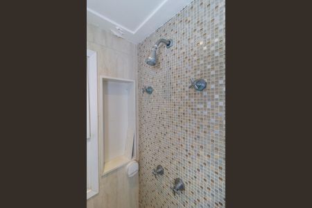 Suíte 1 - Banheiro de apartamento para alugar com 2 quartos, 87m² em Jardim Aeroporto, São Paulo