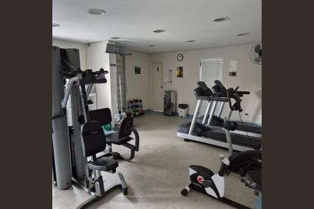 Foto 01 de apartamento à venda com 2 quartos, 62m² em Vila Gumercindo, São Paulo