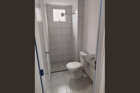 Banheiro de apartamento para alugar com 2 quartos, 48m² em Jardim Lucélia, Sumaré