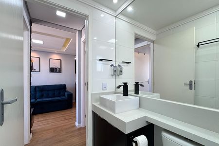 Banheiro Social de apartamento à venda com 2 quartos, 48m² em Santa Terezinha, São Bernardo do Campo