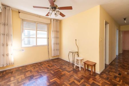 Sala de apartamento para alugar com 3 quartos, 80m² em Menino Deus, Porto Alegre
