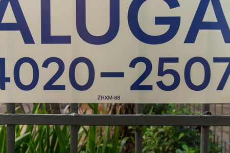 Apartamento à venda com 80m², 3 quartos e sem vaga Apartamento à venda com 80m², 3 quartos e sem vagaPlaca