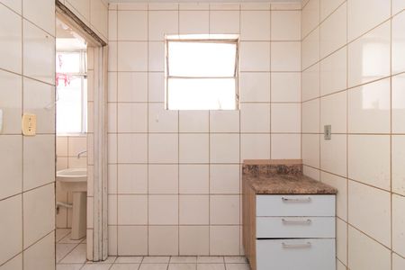 Apartamento à venda com 80m², 3 quartos e sem vaga Apartamento à venda com 80m², 3 quartos e sem vagaCozinha e Área de serviço