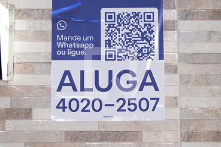 Plaquinha de casa à venda com 4 quartos, 250m² em Setor Leste Vila Nova, Goiânia