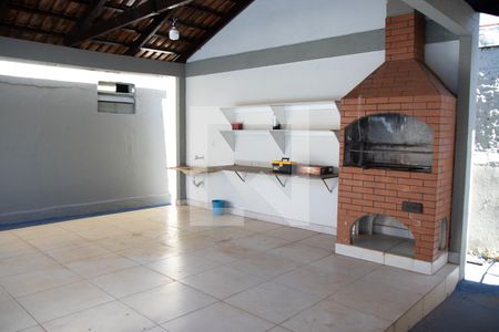 Casa à venda com 250m², 4 quartos e 2 vagas Casa à venda com 250m², 4 quartos e 2 vagasQuintal