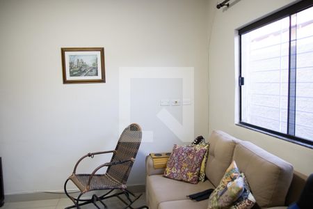 Casa à venda com 250m², 4 quartos e 2 vagas Casa à venda com 250m², 4 quartos e 2 vagasSuíte 01