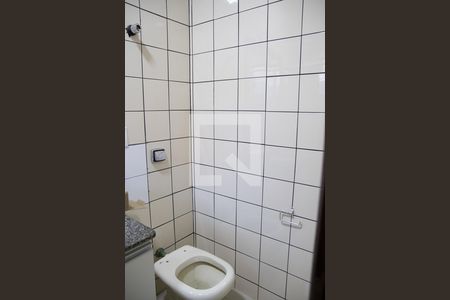 Casa à venda com 250m², 4 quartos e 2 vagas Casa à venda com 250m², 4 quartos e 2 vagasBanheiro da Suíte 1