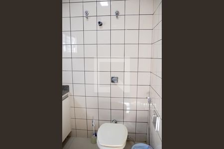 Casa à venda com 250m², 4 quartos e 2 vagas Casa à venda com 250m², 4 quartos e 2 vagasBanheiro da Suíte 4