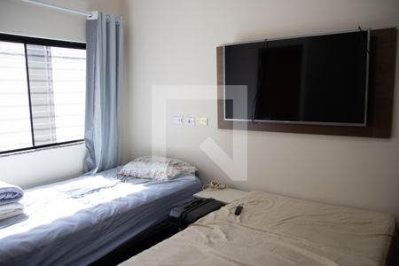 Casa à venda com 250m², 4 quartos e 2 vagas Casa à venda com 250m², 4 quartos e 2 vagasSuíte 02