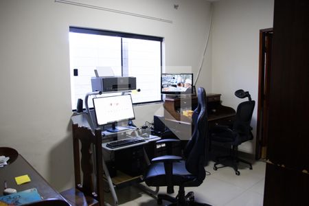 Casa à venda com 250m², 4 quartos e 2 vagas Casa à venda com 250m², 4 quartos e 2 vagasSuíte 03