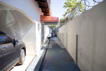 Casa à venda com 250m², 4 quartos e 2 vagas Casa à venda com 250m², 4 quartos e 2 vagasQuintal