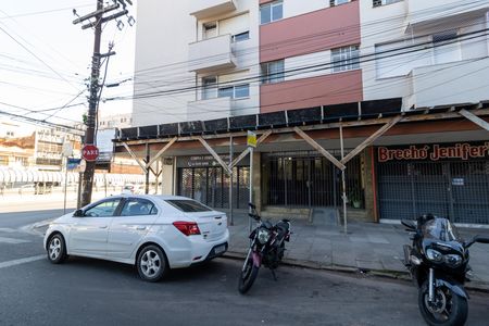 Fachada de apartamento à venda com 2 quartos, 66m² em Santana, Porto Alegre