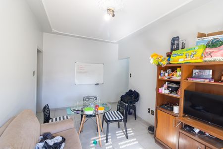 Sala de apartamento à venda com 2 quartos, 66m² em Santana, Porto Alegre