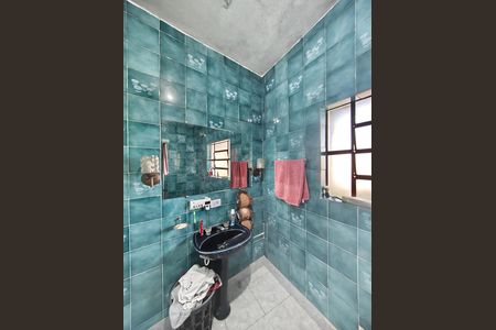 Casa à venda com 130m², 3 quartos e 1 vaga Casa à venda com 130m², 3 quartos e 1 vagaBanheiro