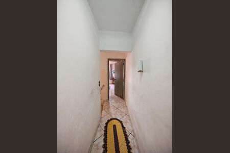 Casa à venda com 130m², 3 quartos e 1 vaga Casa à venda com 130m², 3 quartos e 1 vagaCorredor