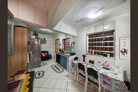 Cozinha de casa à venda com 3 quartos, 130m² em Parque Casa de Pedra, São Paulo