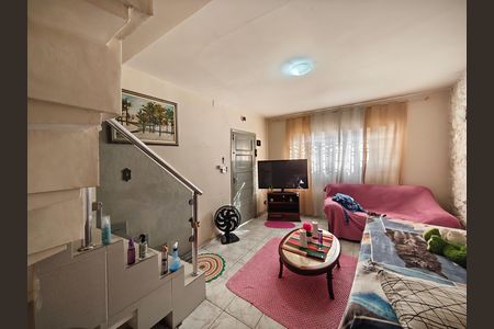 Sala de casa à venda com 3 quartos, 130m² em Parque Casa de Pedra, São Paulo