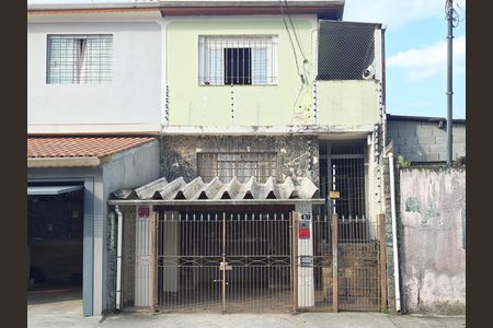 Fachada de casa à venda com 3 quartos, 130m² em Parque Casa de Pedra, São Paulo