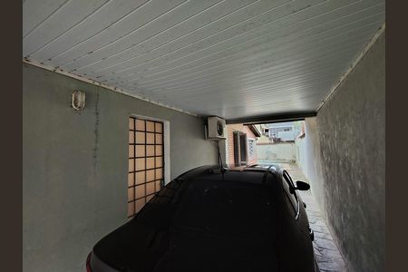 Garagem de casa à venda com 4 quartos, 450m² em Tristeza, Porto Alegre