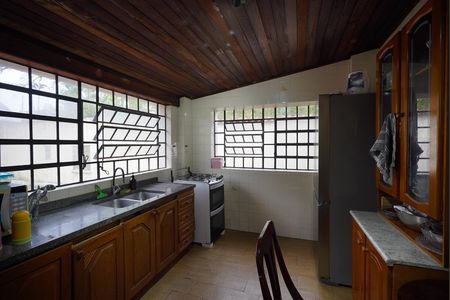 Cozinha de casa à venda com 4 quartos, 450m² em Tristeza, Porto Alegre
