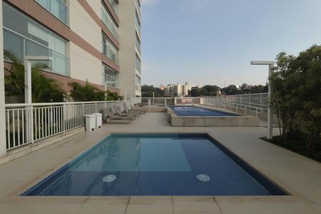 Apartamento para alugar com 40m², 1 quarto e 1 vagaÁrea comum - Piscina
