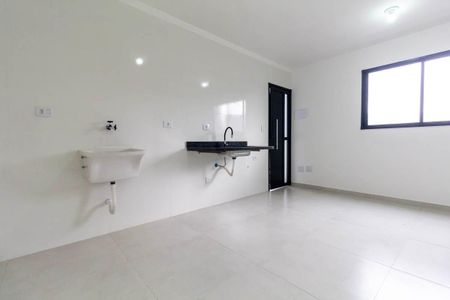 Sala, Cozinha e área de serviço de apartamento para alugar com 2 quartos, 37m² em Vila Carrão, São Paulo
