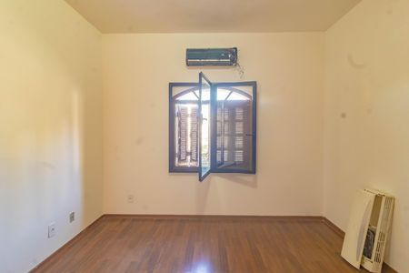 Casa à venda com 193m², 3 quartos e 2 vagas