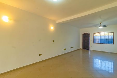 Casa à venda com 193m², 3 quartos e 2 vagas