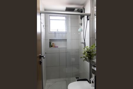 Apartamento à venda com 55m², 2 quartos e 1 vaga Apartamento à venda com 55m², 2 quartos e 1 vagaBanheiro