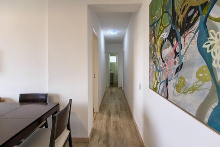 Corredor de apartamento para alugar com 2 quartos, 70m² em Solemar, Praia Grande