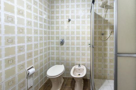 Apartamento para alugar com 70m², 2 quartos e 1 vaga Apartamento para alugar com 70m², 2 quartos e 1 vagaBanheiro 1