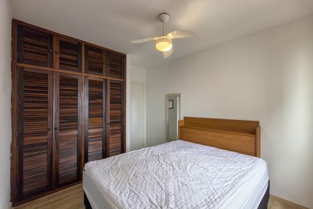 Quarto 1 de apartamento para alugar com 2 quartos, 70m² em Solemar, Praia Grande