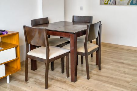Sala de apartamento para alugar com 2 quartos, 70m² em Solemar, Praia Grande