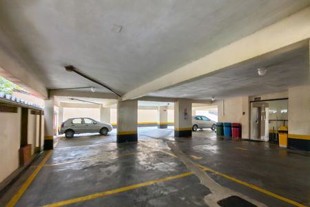 Apartamento para alugar com 70m², 2 quartos e 1 vaga Apartamento para alugar com 70m², 2 quartos e 1 vagaGaragem