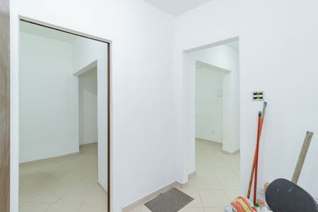 Casa para alugar com 72m², 2 quartos e sem vagaCorredor Quarto 1 e Quarto 2