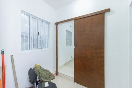 Casa para alugar com 72m², 2 quartos e sem vagaCorredor Quarto 1