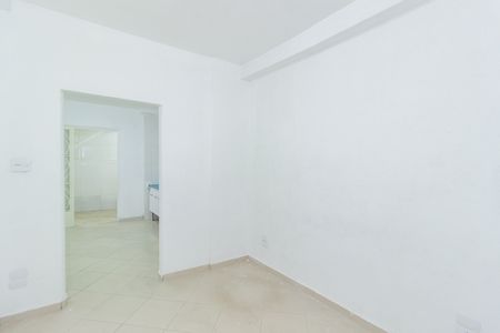 Sala de casa para alugar com 2 quartos, 70m² em Vila Mangalot, São Paulo