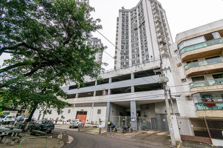 Fachada do Prédio de apartamento para alugar com 2 quartos, 50m² em Vila da Penha, Rio de Janeiro