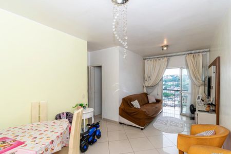 Sala de apartamento para alugar com 2 quartos, 50m² em Vila da Penha, Rio de Janeiro