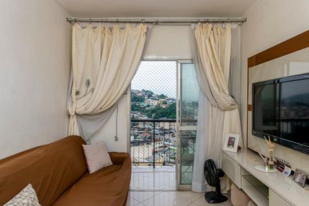 Sala de apartamento para alugar com 2 quartos, 50m² em Vila da Penha, Rio de Janeiro