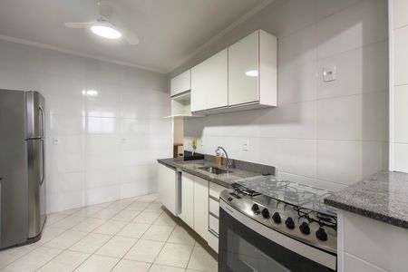 Cozinha  de apartamento para alugar com 2 quartos, 148m² em Real, Praia Grande