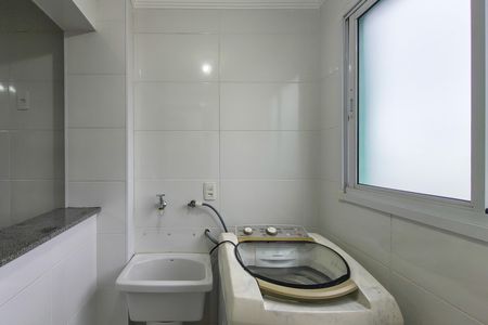 Área de Serviço de apartamento para alugar com 2 quartos, 148m² em Real, Praia Grande