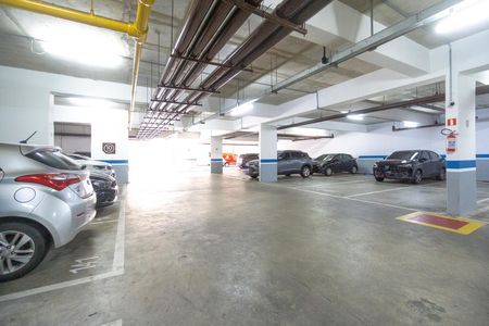 Garagem de apartamento para alugar com 2 quartos, 67m² em Vila Zilda, São Paulo