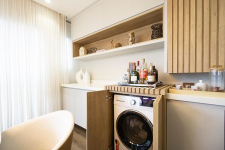 Área de serviço de apartamento para alugar com 2 quartos, 67m² em Vila Zilda, São Paulo
