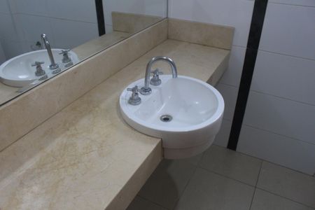 Apartamento à venda com 175m², 4 quartos e 2 vagasBanheiro da Suíte 2
