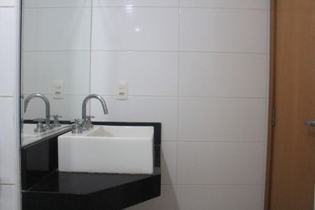 Apartamento à venda com 175m², 4 quartos e 2 vagasBanheiro