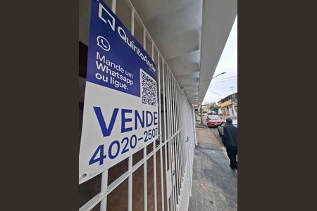Casa à venda com 133m², 2 quartos e 2 vagas Casa à venda com 133m², 2 quartos e 2 vagasPlaca