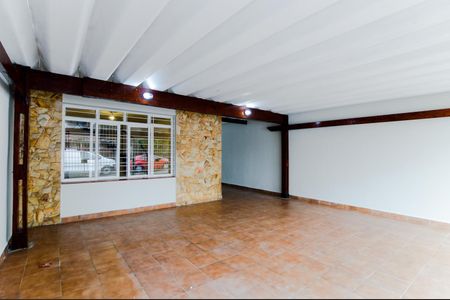 Casa à venda com 133m², 2 quartos e 2 vagasGaragem