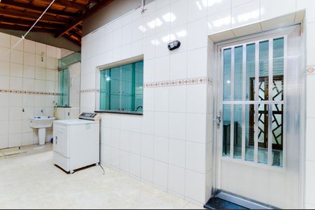 Casa à venda com 133m², 2 quartos e 2 vagasChurrasqueira
