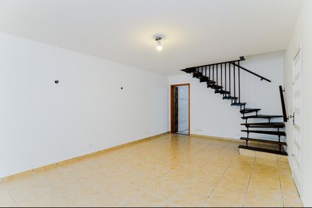 Casa à venda com 2 quartos, 133m² em Vila Zanardi, Guarulhos
